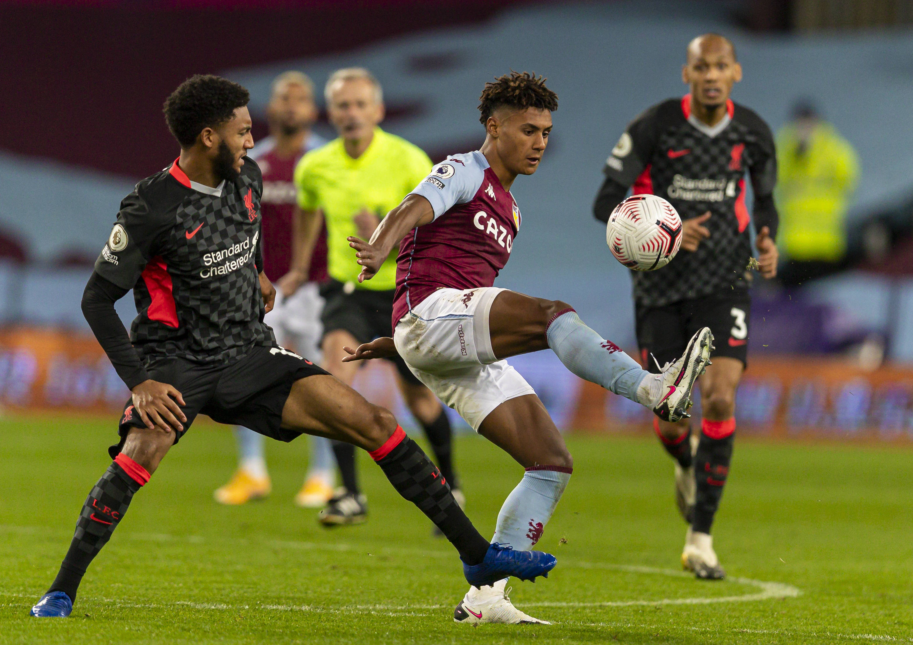 边路突破与 边路突破与